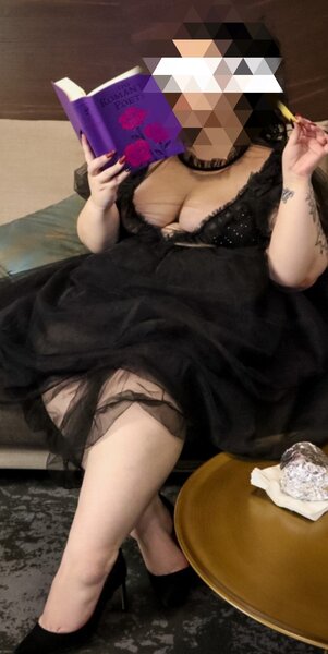 Te astept la mine si nu vei regreta